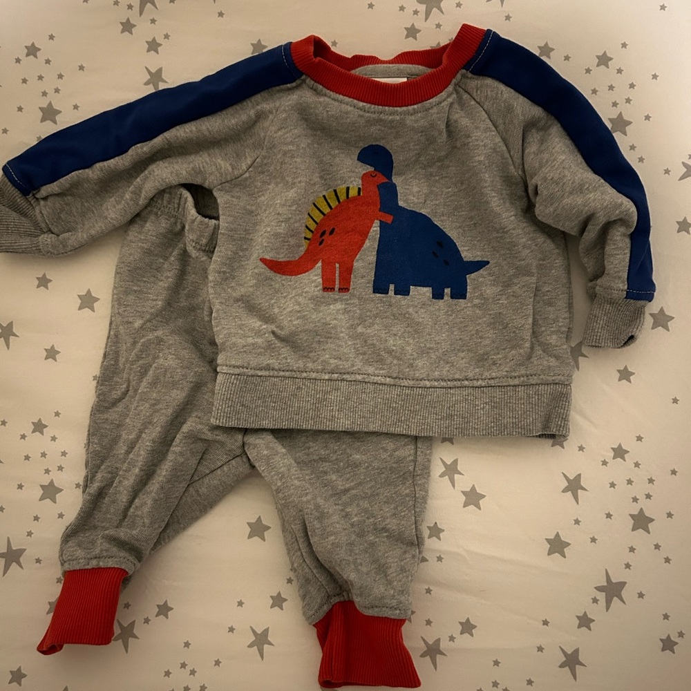 Hanna Andersson dinosaur sweats set, 3-6 months